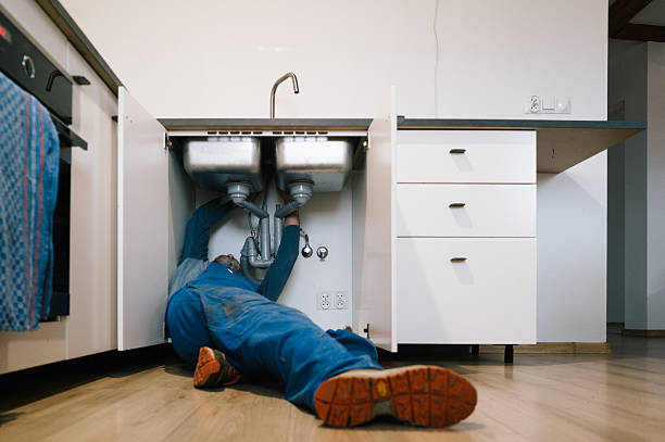 Professional Plumbing technician working in Tuckahoe, NJ